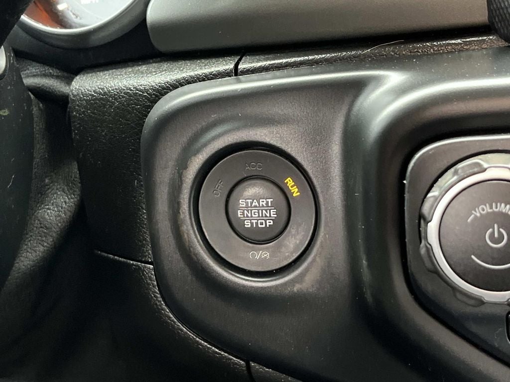 2019 Jeep Wrangler Sahara 4x4