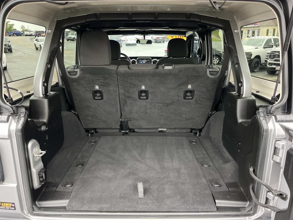 2019 Jeep Wrangler Sahara 4x4