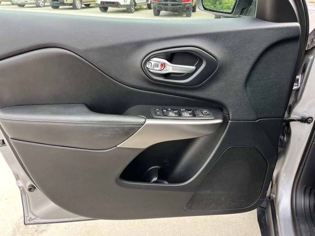 2019 Jeep Cherokee Latitude Plus 4x4