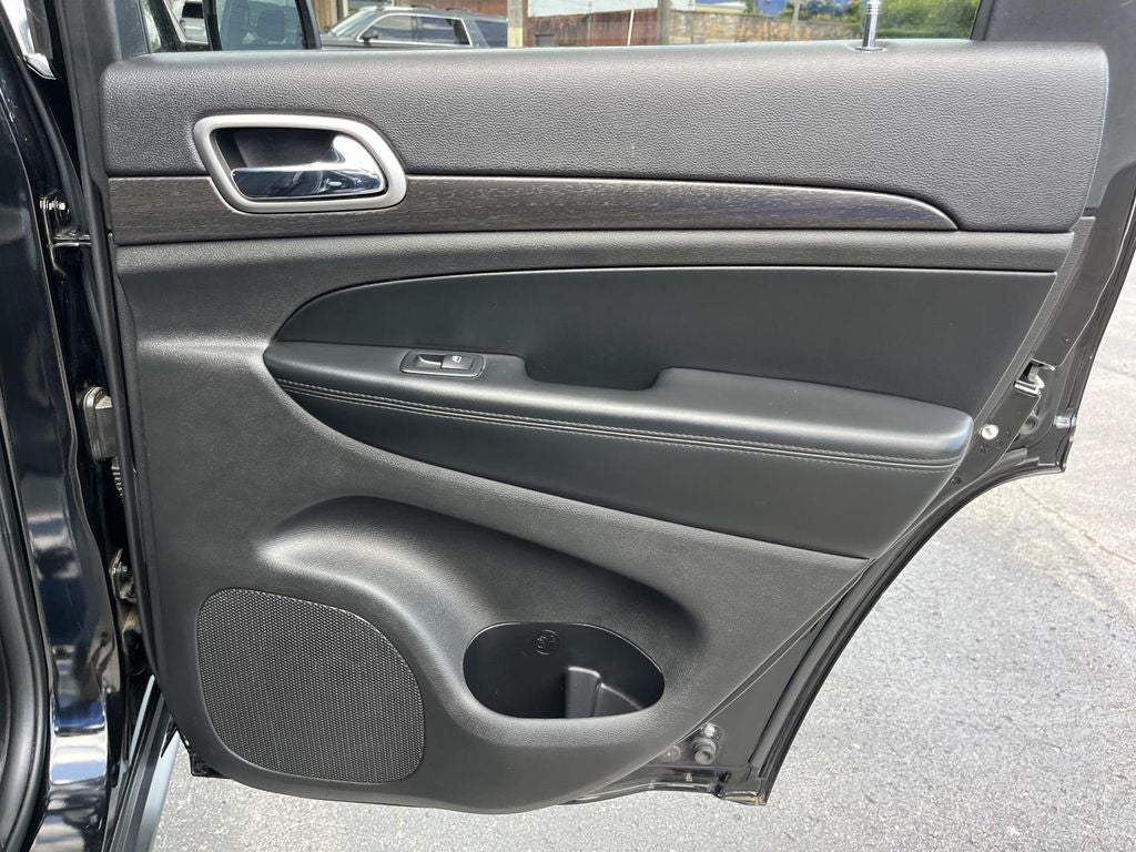 2018 Jeep Grand Cherokee Laredo E 4x2
