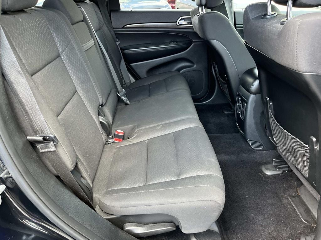 2018 Jeep Grand Cherokee Laredo E 4x2