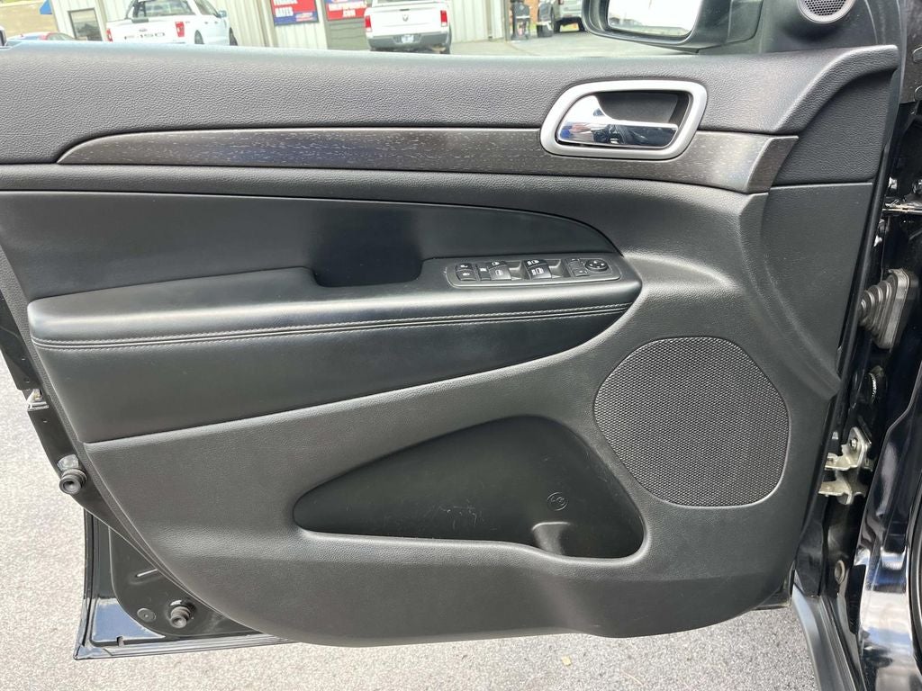 2018 Jeep Grand Cherokee Laredo E 4x2