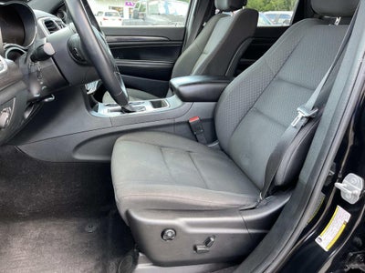 2018 Jeep Grand Cherokee Laredo E 4x2