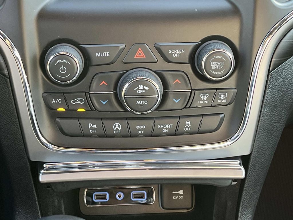 2021 Jeep Grand Cherokee Laredo E 4x4
