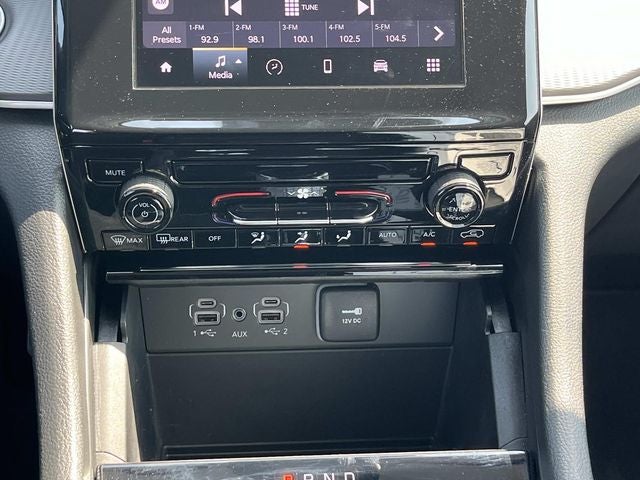 2024 Jeep Grand Cherokee Laredo 4x4