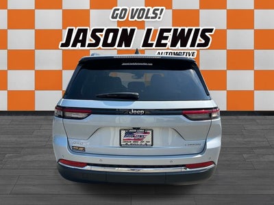 2024 Jeep Grand Cherokee Laredo 4x4