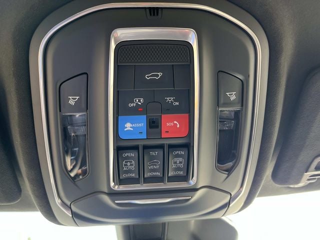 2026 Jeep Grand Cherokee GRAND CHEROKEE SUMMIT 4X4