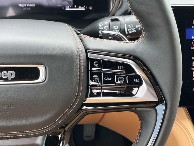 2026 Jeep Grand Cherokee GRAND CHEROKEE SUMMIT 4X4