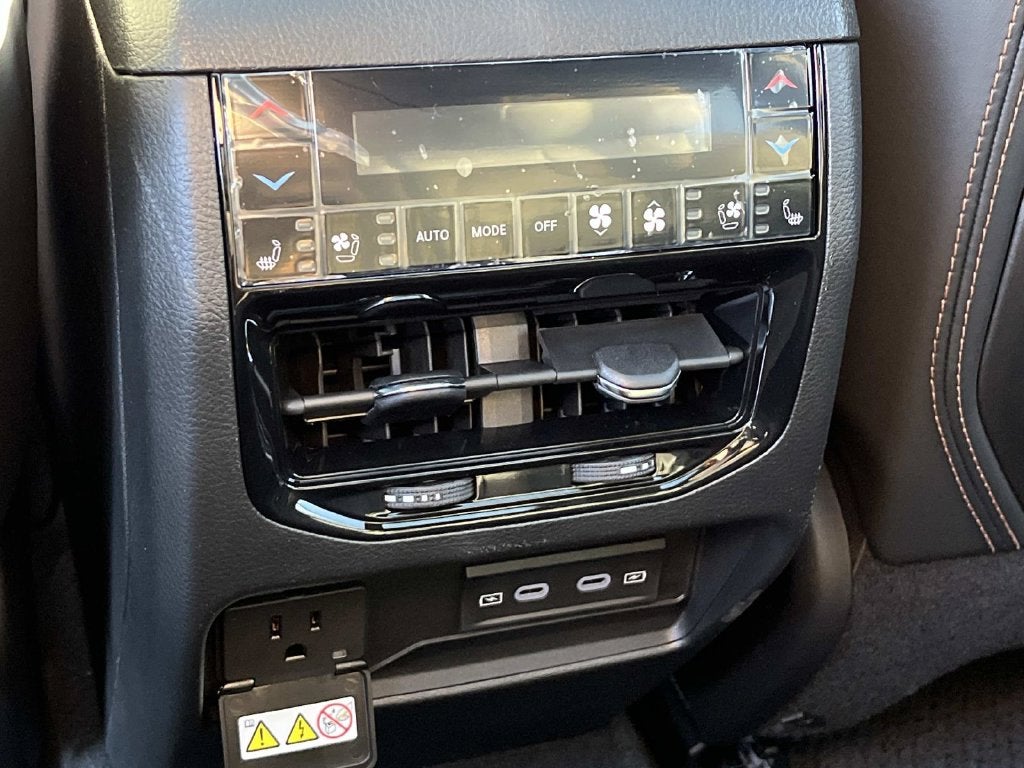 2027 Jeep Grand Cherokee GRAND CHEROKEE SUMMIT 4X4