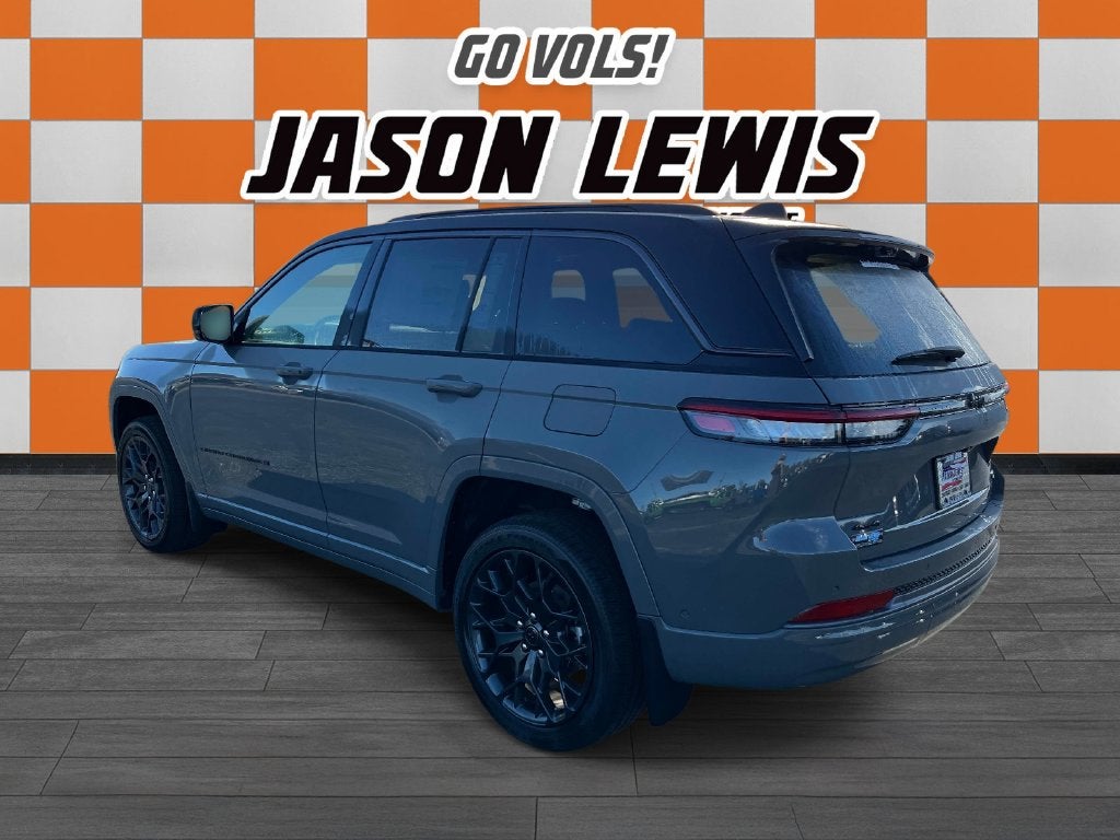 2027 Jeep Grand Cherokee GRAND CHEROKEE SUMMIT 4X4