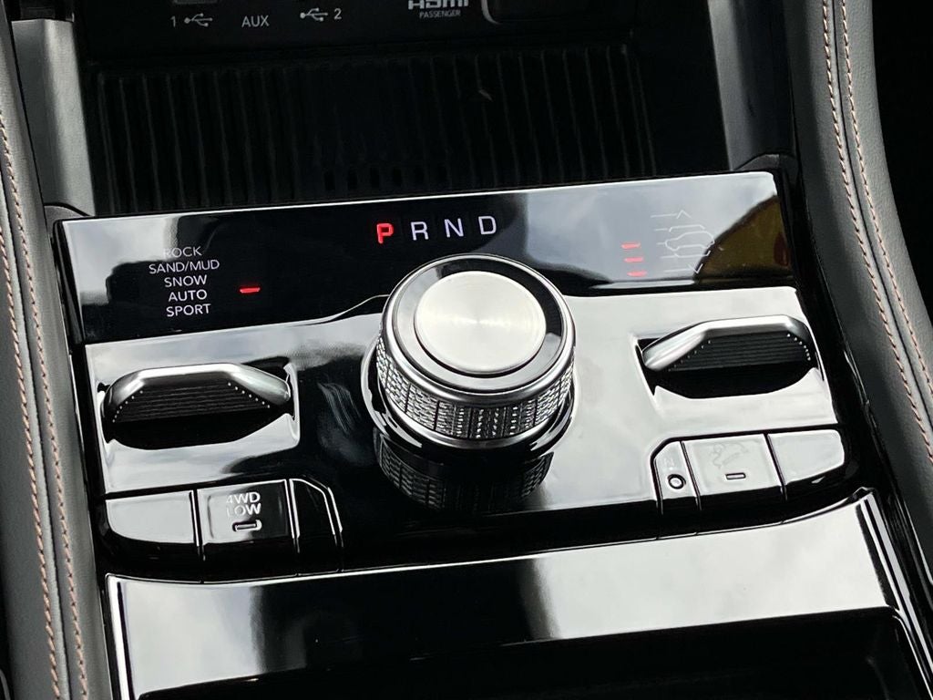2026 Jeep Grand Cherokee GRAND CHEROKEE SUMMIT 4X4