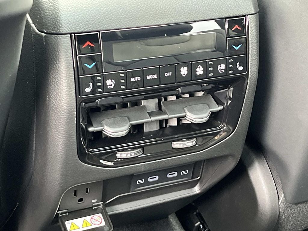 2026 Jeep Grand Cherokee GRAND CHEROKEE SUMMIT 4X4