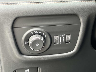 2026 Jeep Grand Cherokee GRAND CHEROKEE SUMMIT 4X4