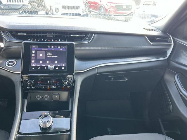 2024 Jeep Grand Cherokee L Laredo X 4x4