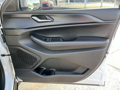 2024 Jeep Grand Cherokee L Laredo X 4x4