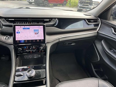 2022 Jeep Grand Cherokee L Limited 4x4