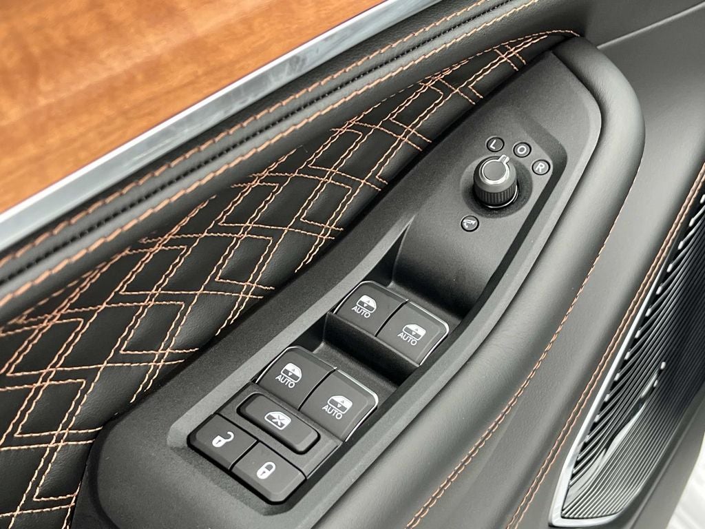 2026 Jeep Grand Cherokee L GRAND CHEROKEE L SUMMIT 4X4