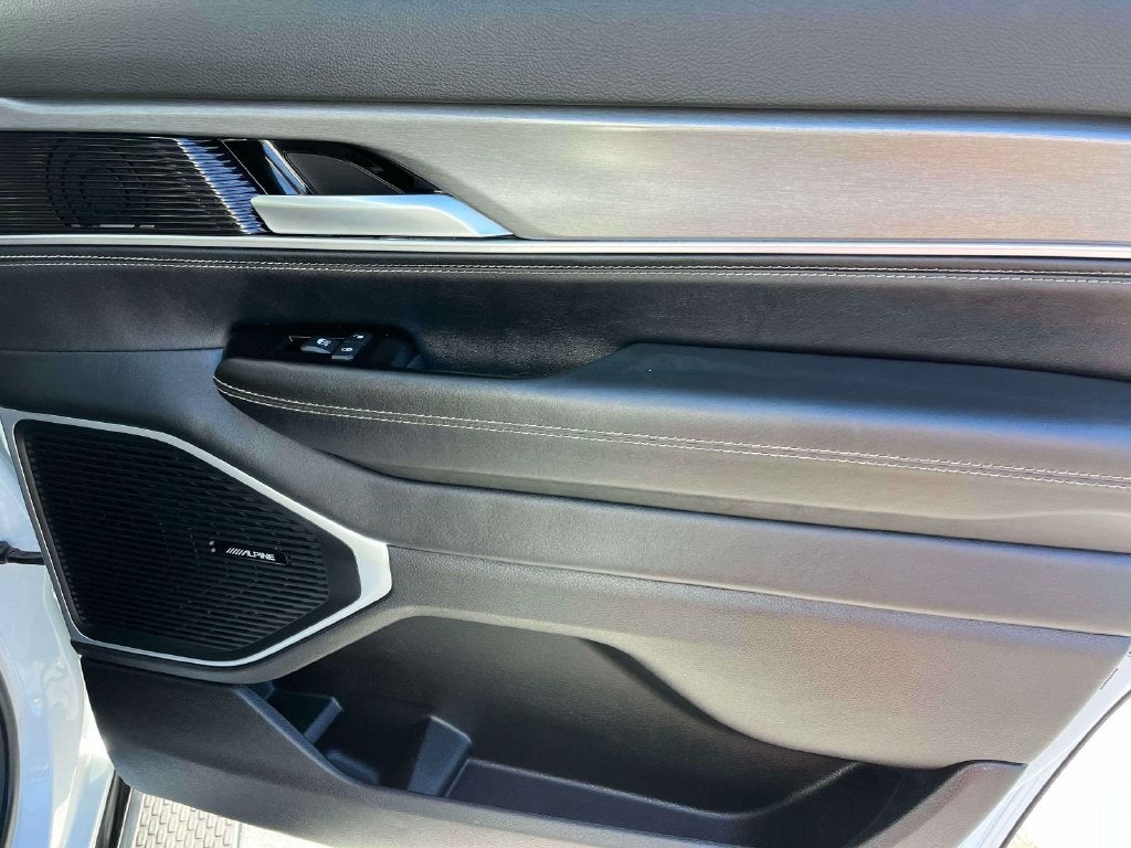 2025 Jeep Wagoneer Carbide 4x4