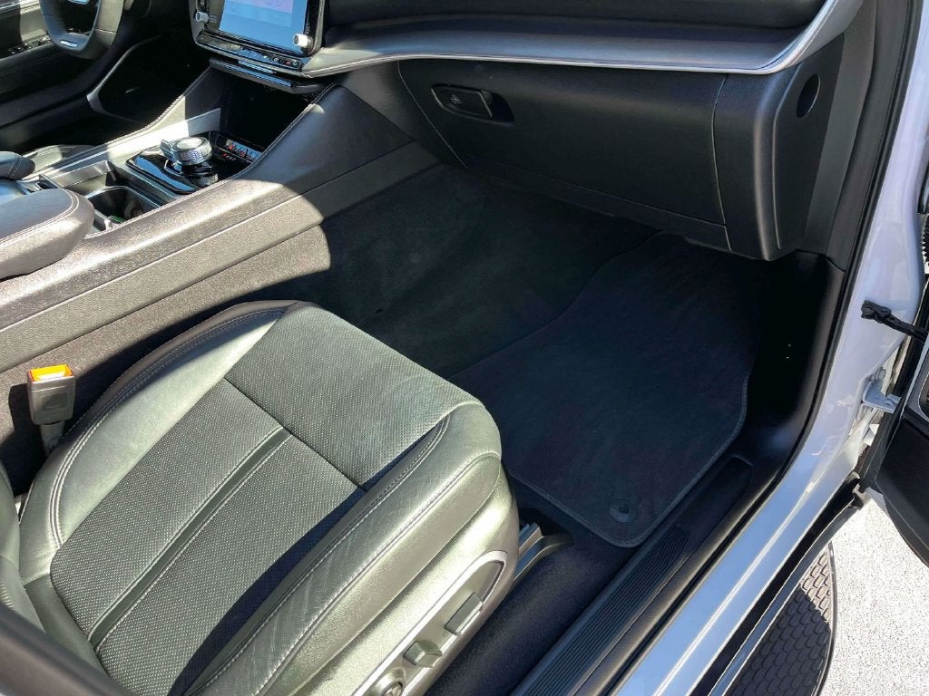 2025 Jeep Wagoneer Carbide 4x4