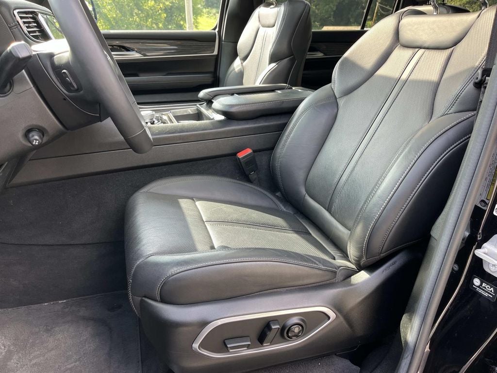 2022 Jeep Wagoneer Series III 4x4