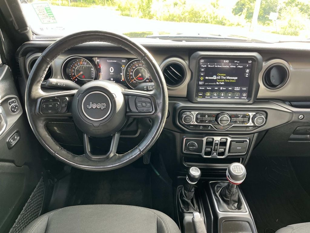 2021 Jeep Gladiator Willys 4x4