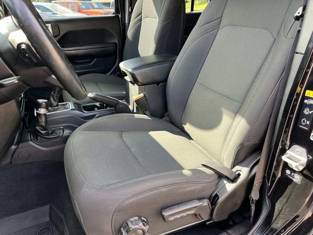 2021 Jeep Gladiator Willys 4x4