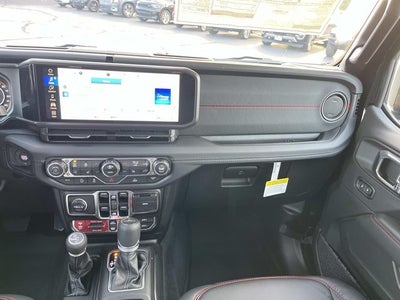 2025 Jeep Gladiator GLADIATOR RUBICON 4X4