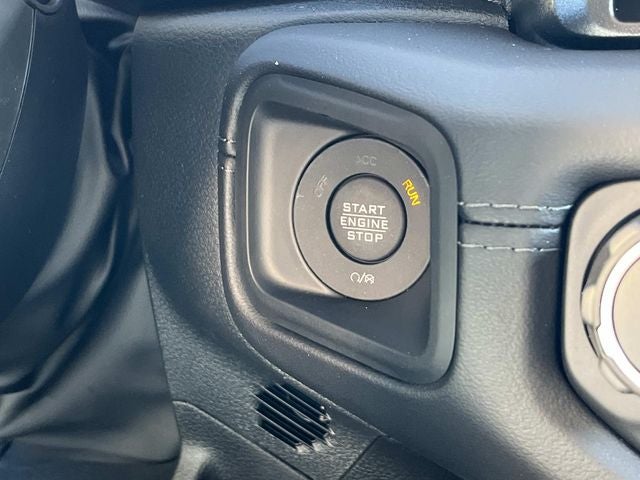 2026 Jeep Gladiator GLADIATOR SHADOW OPS 4X4