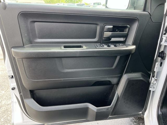 2019 RAM 1500 Classic Tradesman Quad Cab 4x4 6'4' Box