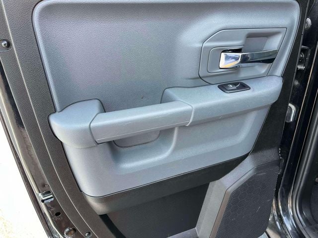 2024 RAM 1500 Classic SLT Quad Cab 4x4 6'4' Box