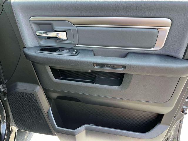 2024 RAM 1500 Classic SLT Quad Cab 4x4 6'4' Box