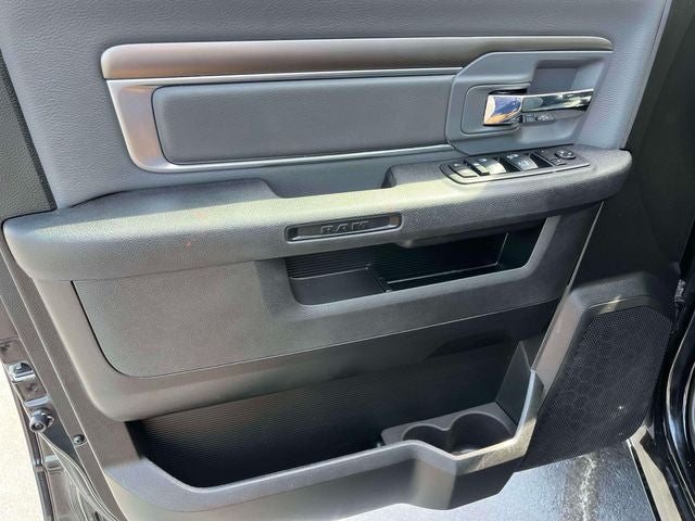 2024 RAM 1500 Classic SLT Quad Cab 4x4 6'4' Box