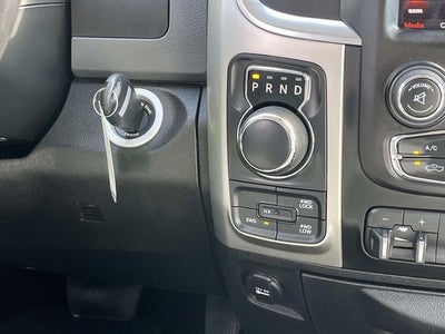 2020 RAM 1500 Classic SLT Crew Cab 4x4 5'7' Box