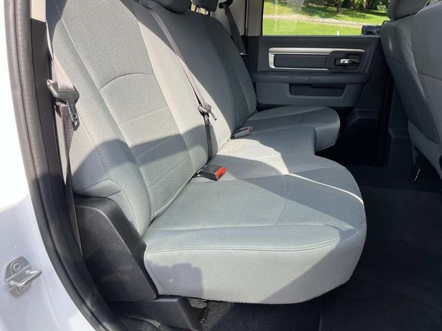 2020 RAM 1500 Classic SLT Crew Cab 4x4 5'7' Box