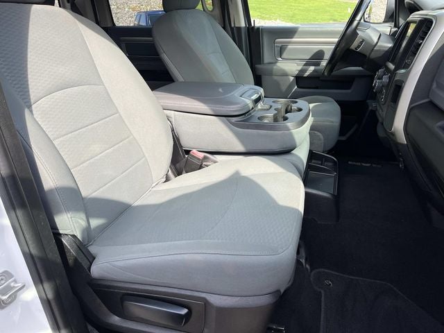 2020 RAM 1500 Classic SLT Crew Cab 4x4 5'7' Box