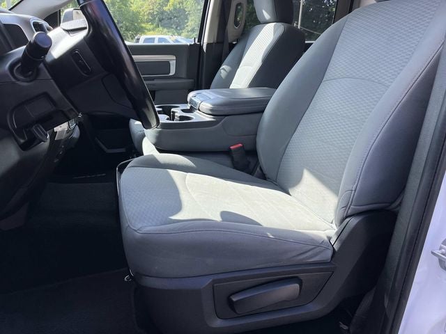 2020 RAM 1500 Classic SLT Crew Cab 4x4 5'7' Box