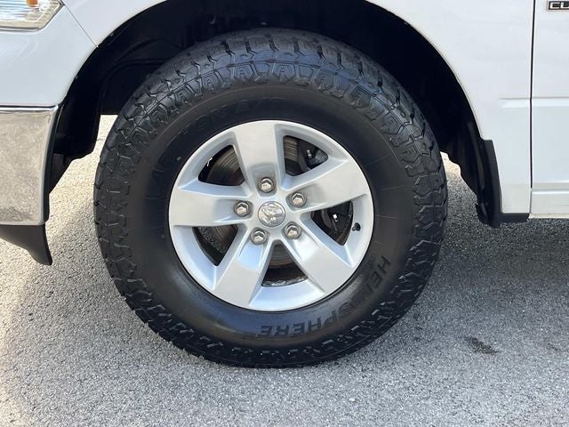 2020 RAM 1500 Classic SLT Crew Cab 4x4 5'7' Box