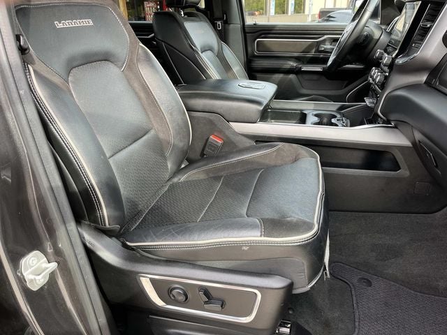 2024 RAM 1500 Laramie Crew Cab 4x2 5'7' Box