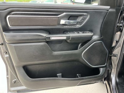 2024 RAM 1500 Laramie Crew Cab 4x2 5'7' Box