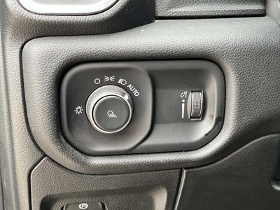 2024 RAM 1500 Laramie Crew Cab 4x2 5'7' Box