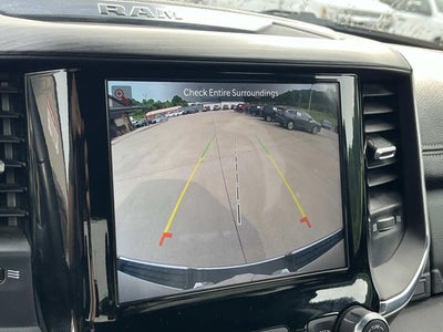 2024 RAM 1500 Laramie Crew Cab 4x2 5'7' Box