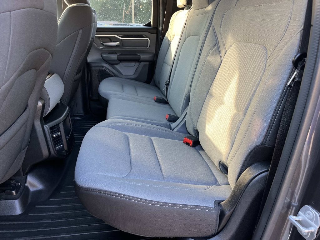 2022 RAM 1500 Big Horn Quad Cab 4x4 6'4' Box