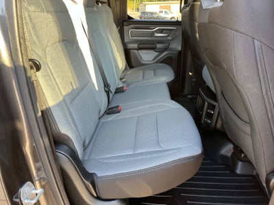 2022 RAM 1500 Big Horn Quad Cab 4x4 6'4' Box
