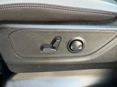2022 RAM 1500 Big Horn Quad Cab 4x4 6'4' Box