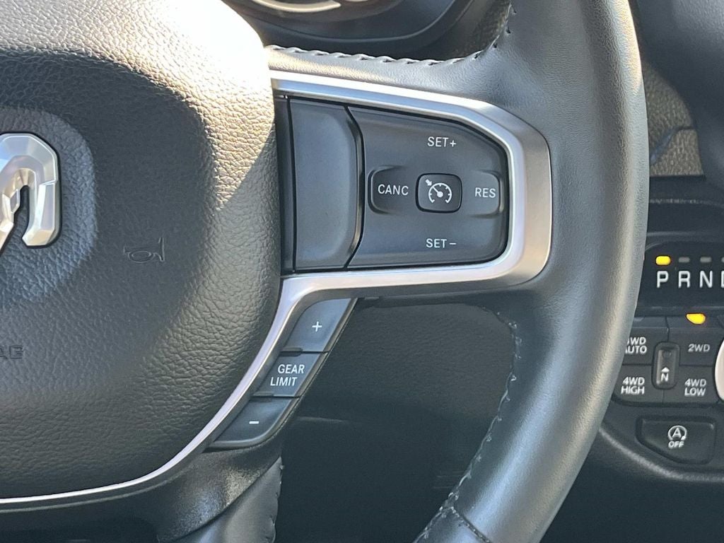 2024 RAM 1500 Big Horn Crew Cab 4x4 5'7' Box