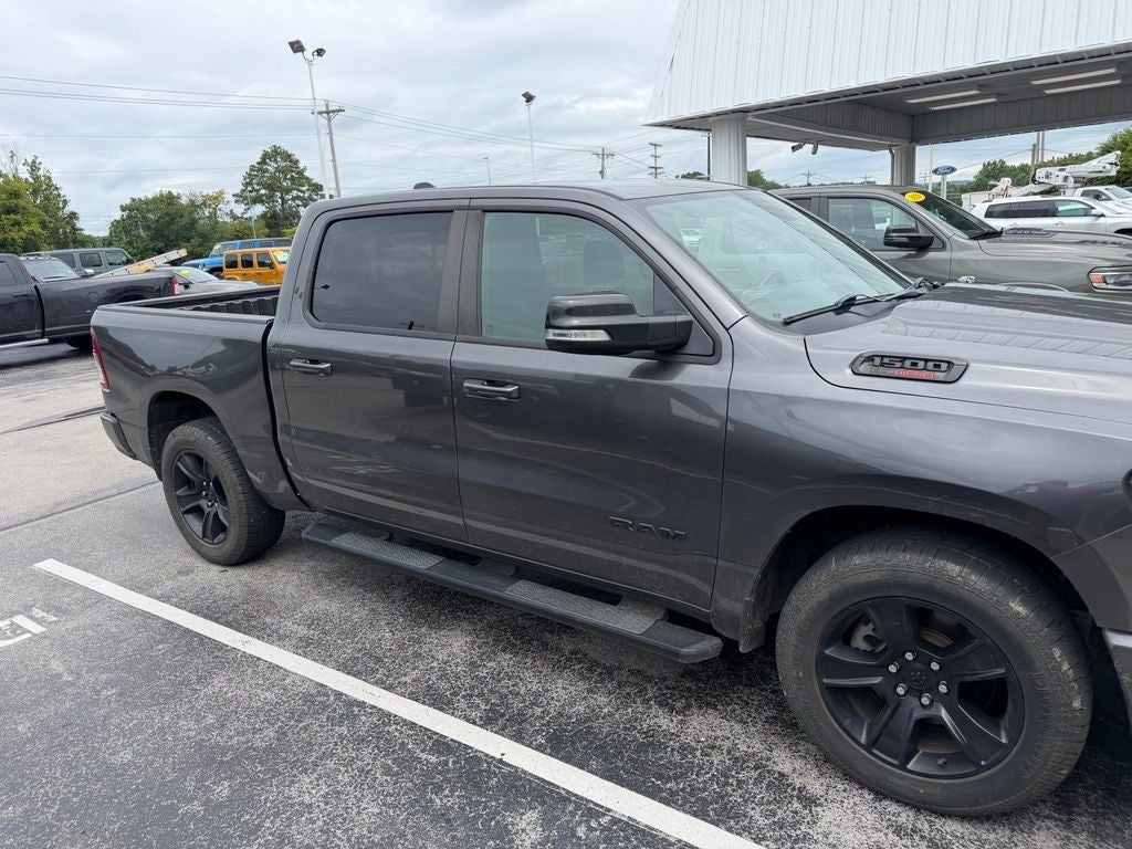 2022 RAM 1500 Big Horn Crew Cab 4x4 5'7' Box