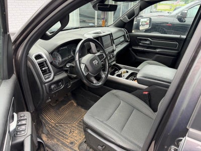 2022 RAM 1500 Big Horn Crew Cab 4x4 5'7' Box