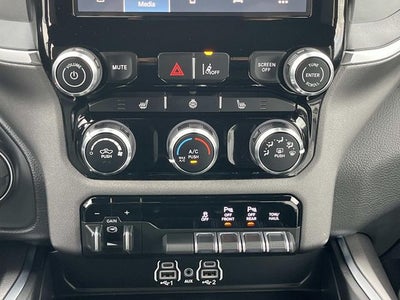 2025 RAM 1500 Big Horn Crew Cab 4x4 5'7' Box