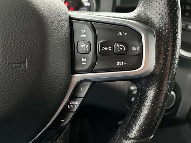 2025 RAM 1500 Big Horn Crew Cab 4x4 5'7' Box