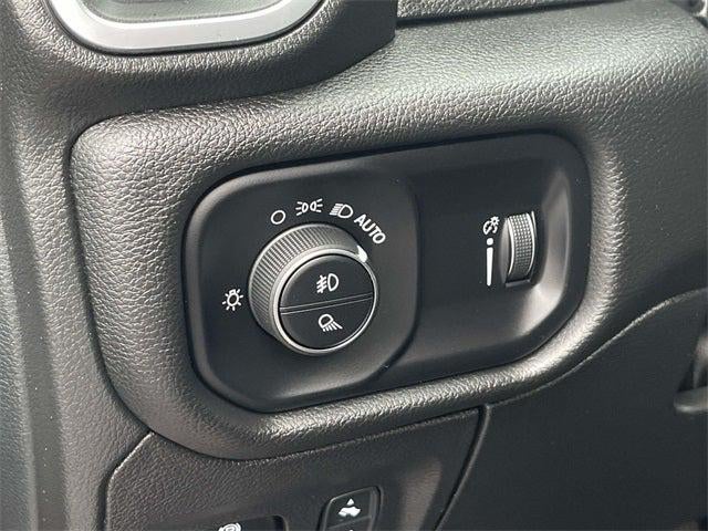 2025 RAM 1500 Big Horn Crew Cab 4x4 5'7' Box